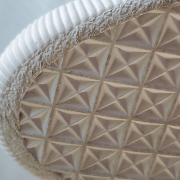 Puma Clude Suede Sneakers - Picture 14 of 17